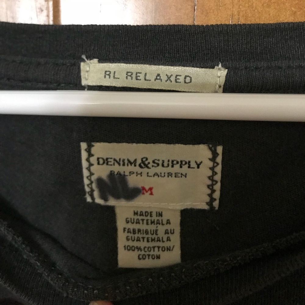 Graphic tee - Picture 4 of 4